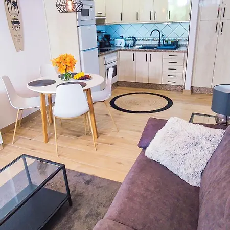 Daire Diamantes - Relaxing Tenerife Getaway - Heated Pool - Cristianos *