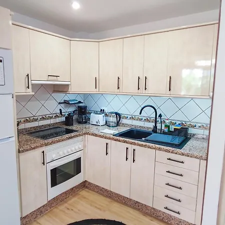 Daire Diamantes - Relaxing Tenerife Getaway - Heated Pool - Cristianos *